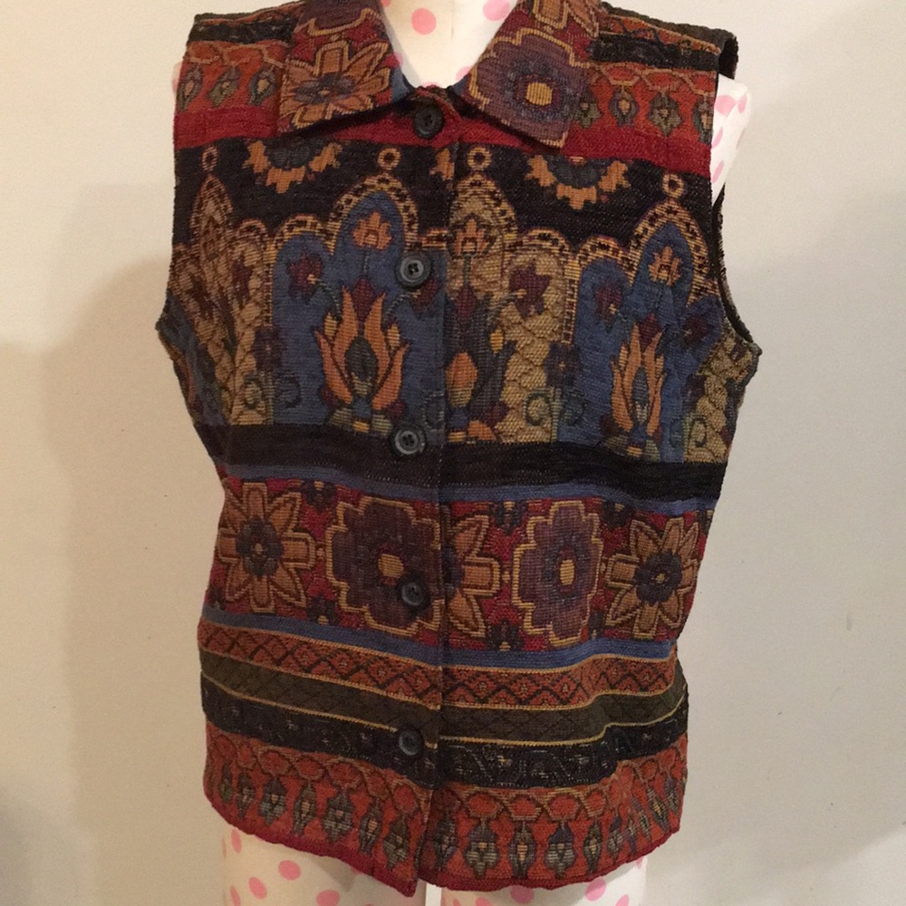 Coldwater Creek Women’s Tapestry Vest Sz Medium NWOT Gorgeous fall & Winter vest